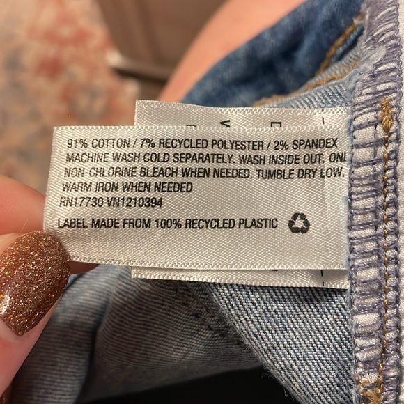 Universal Threads High Rise Skinny - Picture 6 of 6